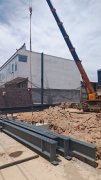村民拆除原来住房私自搭建超高钢结构厂